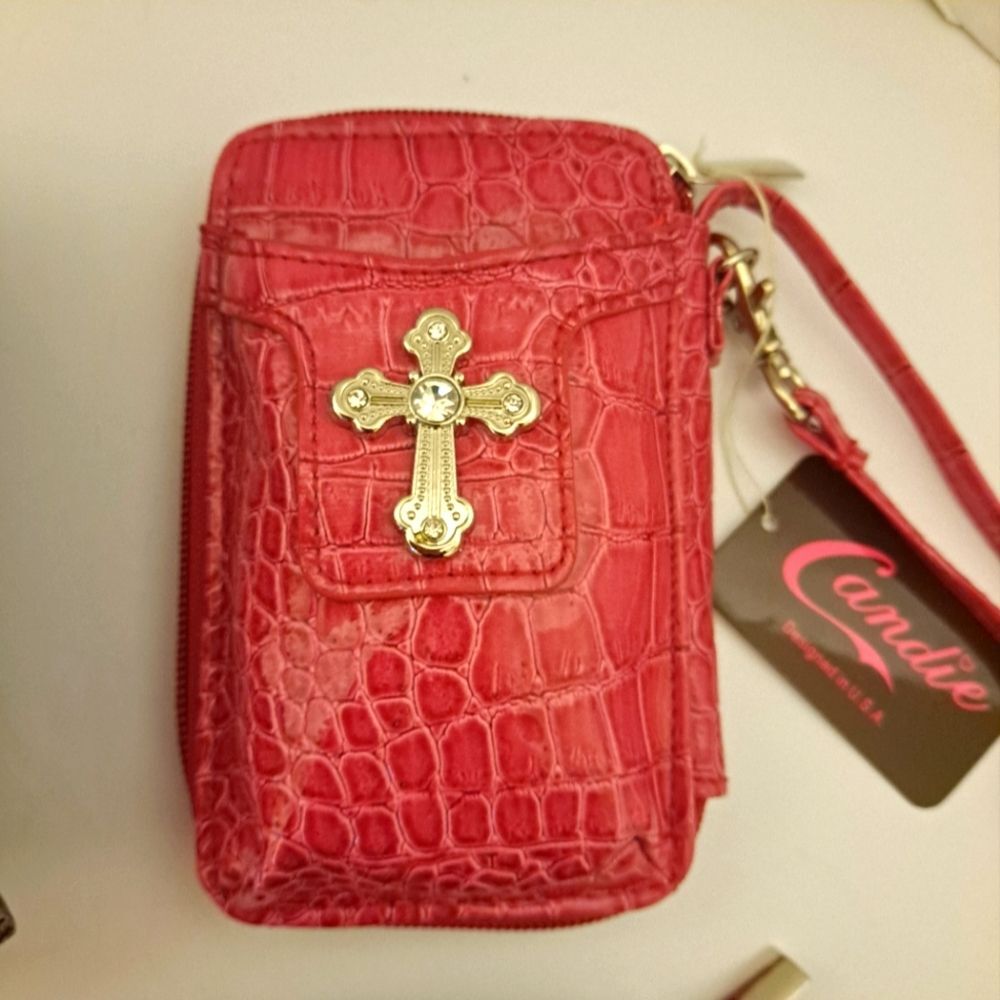 NWT Red Croc ID Credit Card Wristlet Wallet Cross Embellished by Candie
